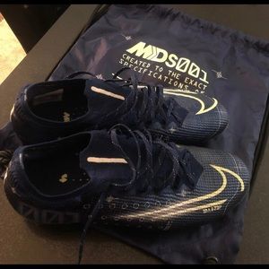 nike mercurial vapor